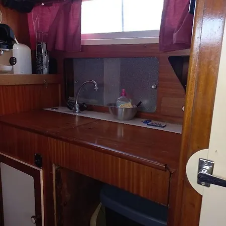 Bateau Insolites Botel *